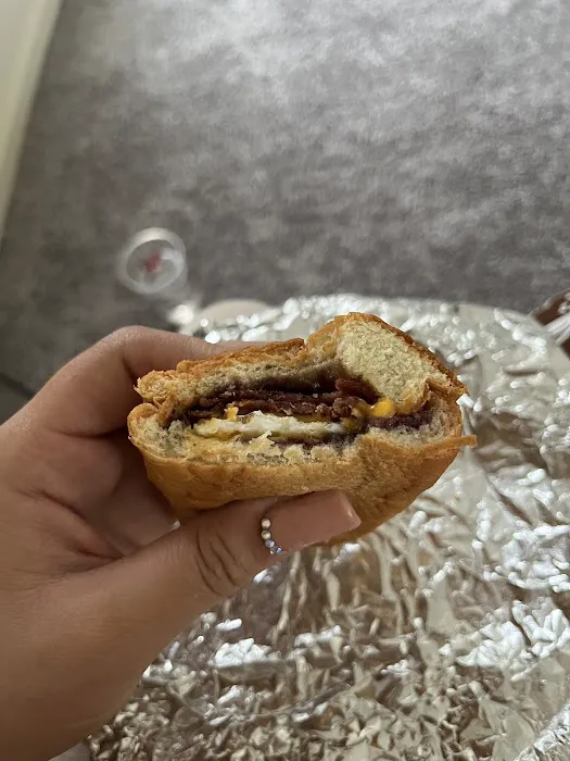 Fresh Bagel Delight Picture 8