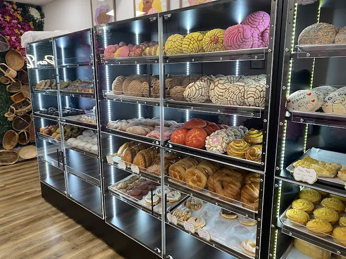 Pasteleria Rojas MD Picture 8