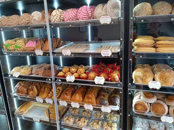 Pasteleria Rojas MD Picture 4