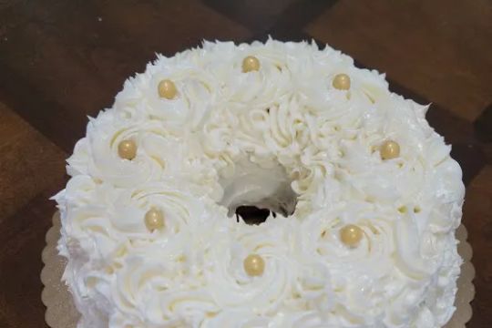 Crowned Cakes LLC