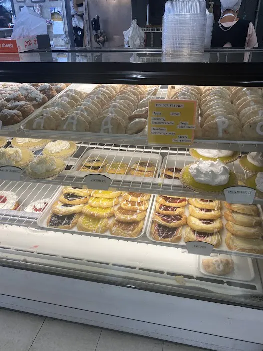 A & R Bakery Picture 9