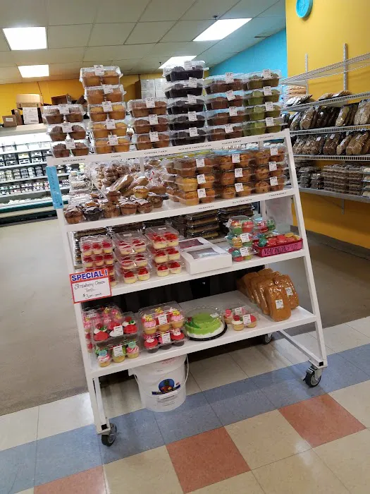 A & R Bakery Picture 2