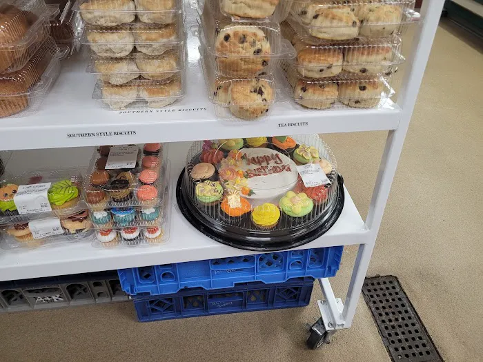 A & R Bakery Picture 8