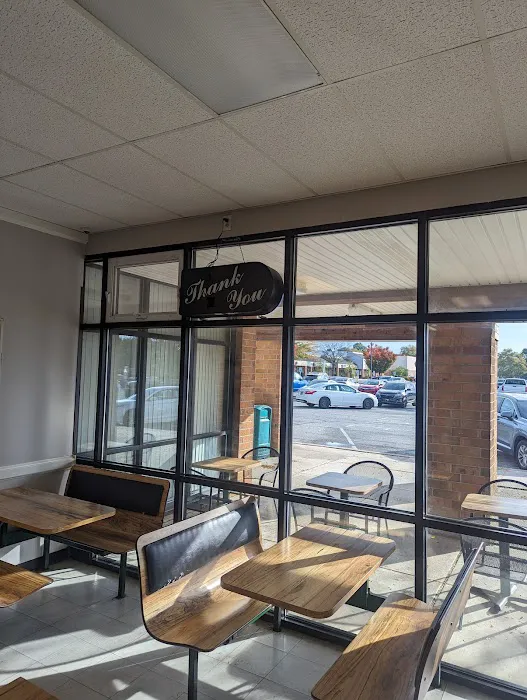 Georgia Boy's Bagel Cafe Picture 9