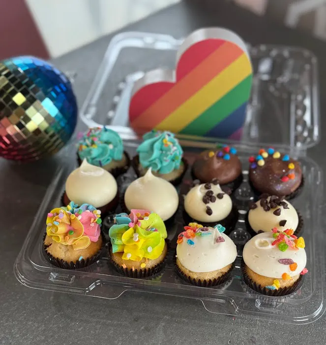 Flavor Cupcakery & Bake Shop Picture 9