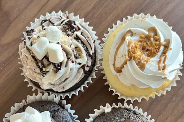 Lil' Cakes & Creamery