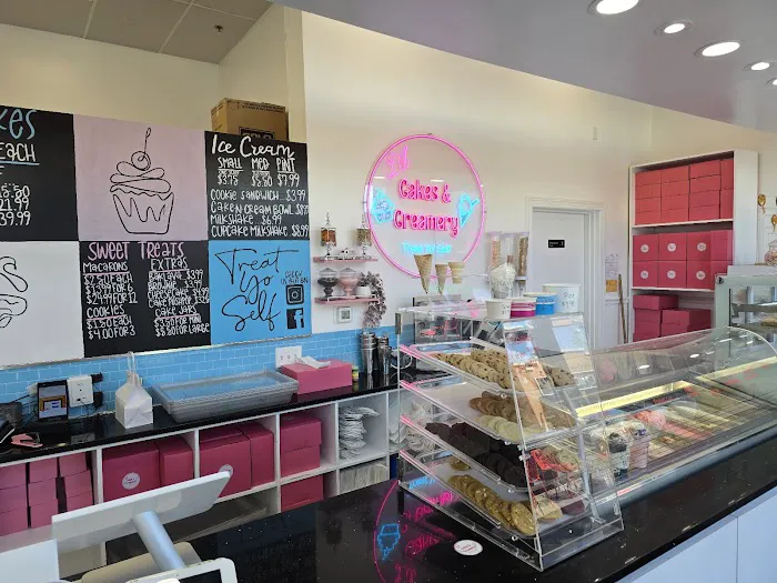 Lil' Cakes & Creamery Picture 9
