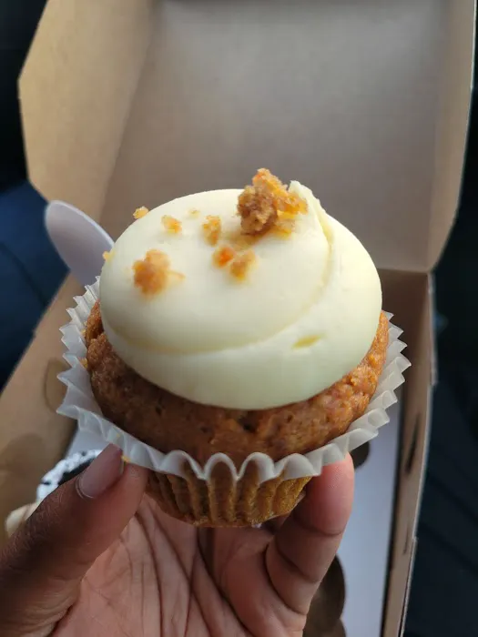 Lil' Cakes & Creamery Picture 4