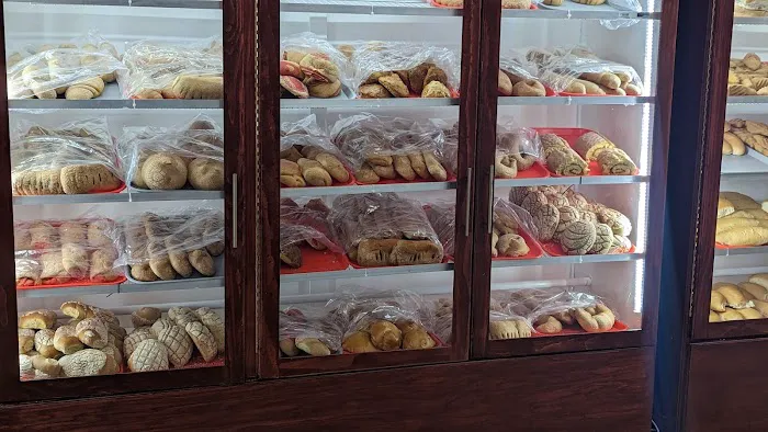 Pupuseria and Bakery El monte sinai Picture 6