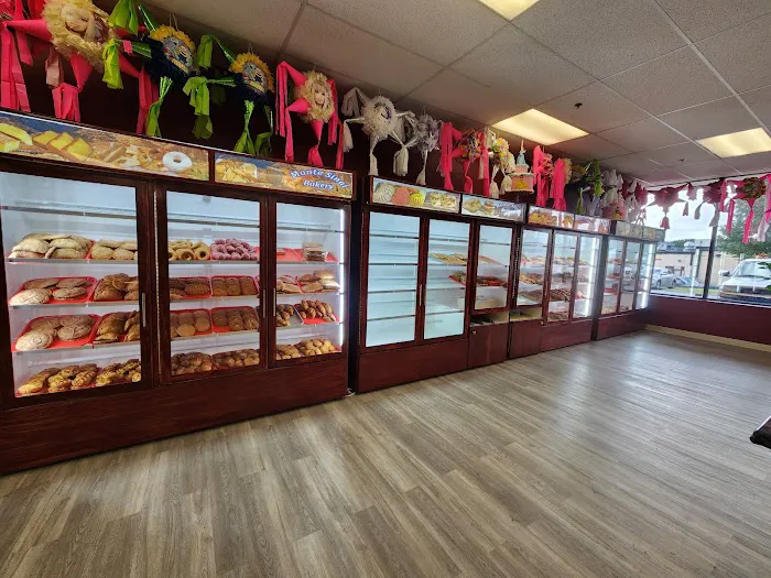 Pupuseria and Bakery El monte sinai Picture 5