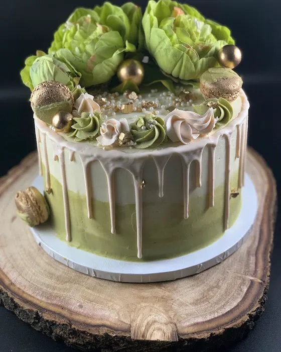 Charlee's Butter Cream Dreams custom cakes-Appointment Only Picture 5