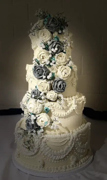 Charlee's Butter Cream Dreams custom cakes-Appointment Only Picture 1
