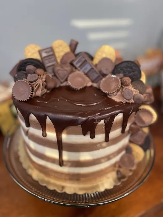 Enchanted Cakes and Treats Picture 4