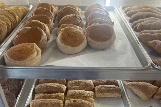 Vargas Bakery 2