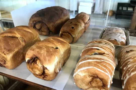 Fortunatau2019s Bakery