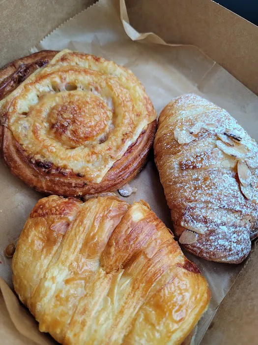 Roggenart European Bakery, Bistro & Cafe Picture 4