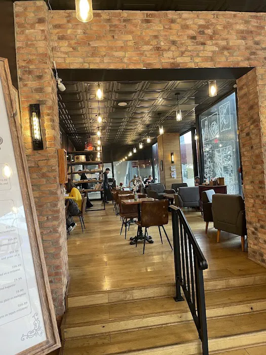 Roggenart European Bakery, Bistro & Cafe Picture 3