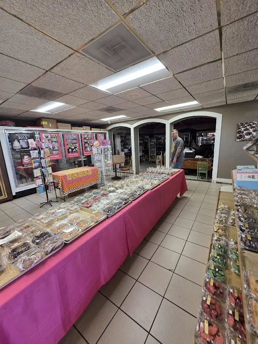 Herman's Bakery & Catering Picture 3