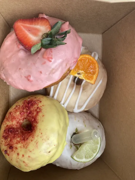 Cloudy Donut Co. Picture 3
