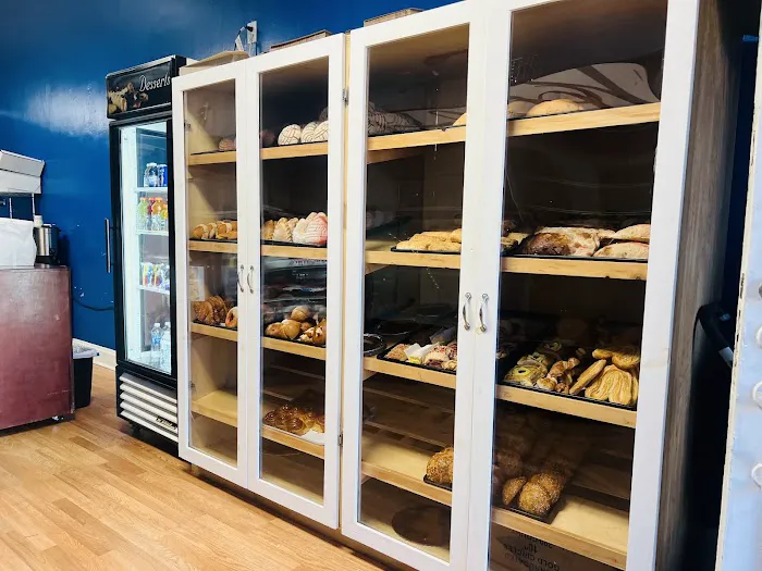 Panaderia La Ideal Picture 1