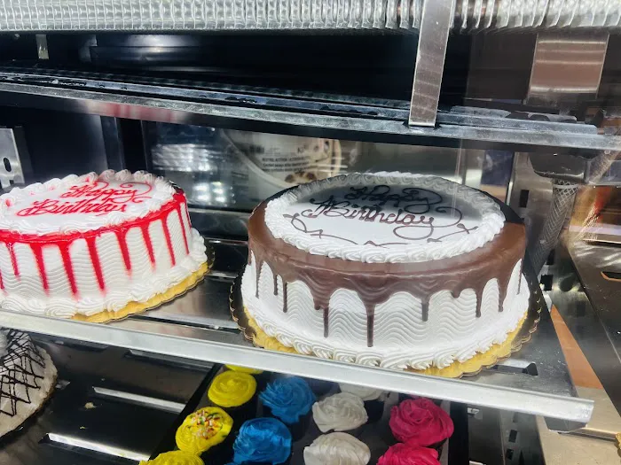 Panaderia La Ideal Picture 7