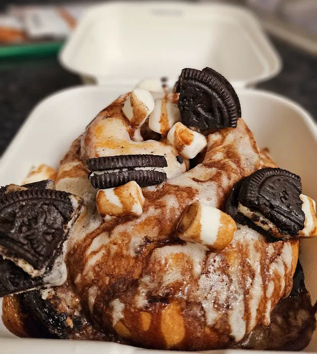 Cinnaholic Picture 10