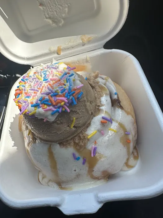 Cinnaholic Picture 1