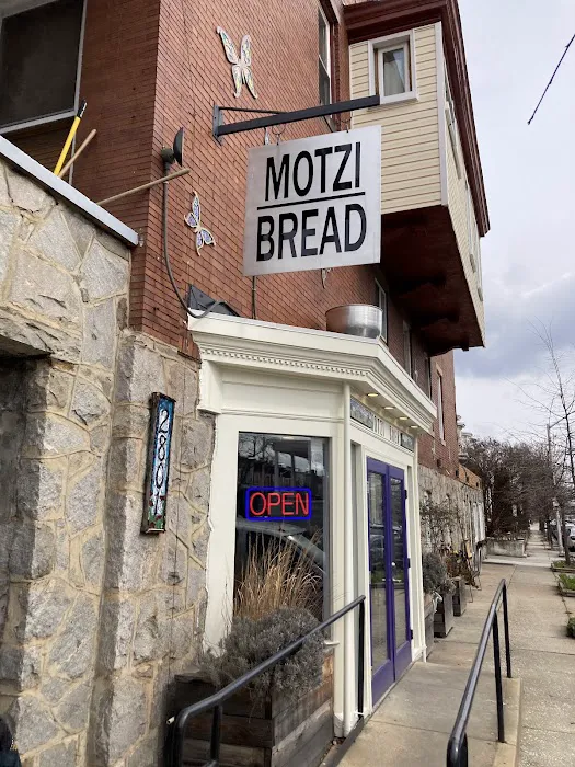 Motzi Bread Picture 8