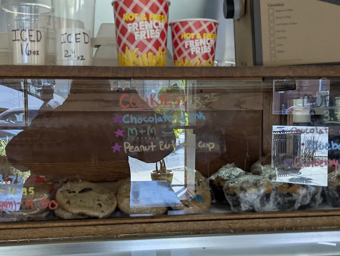 Roland Park Bagels & Sandwiches Picture 3
