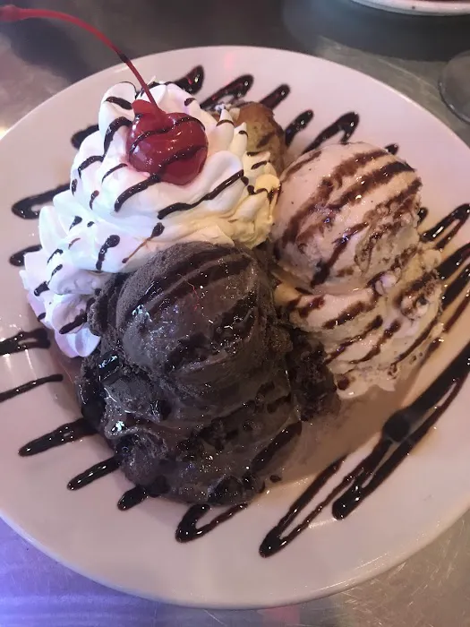 Vaccaro's Italian Pastry Shop, Canton Square Picture 6