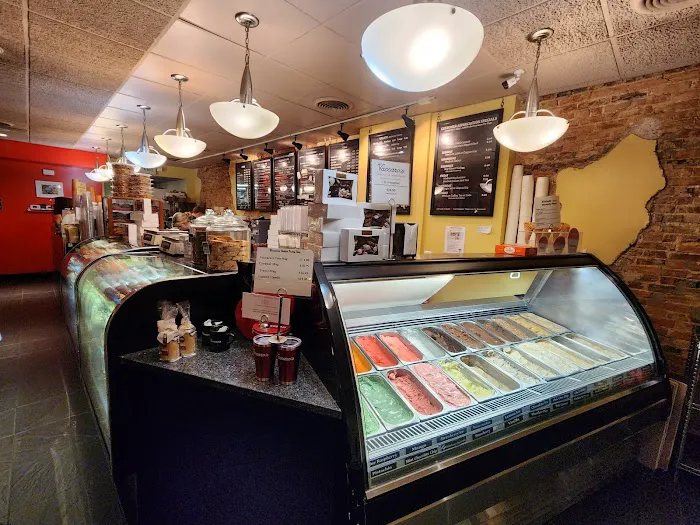 Vaccaro's Italian Pastry Shop, Canton Square Picture 3