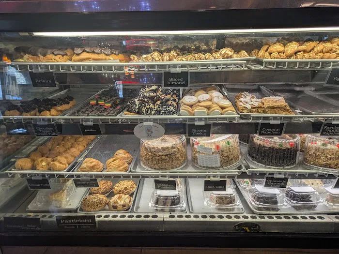 Vaccaro's Italian Pastry Shop, Little Italy Picture 6