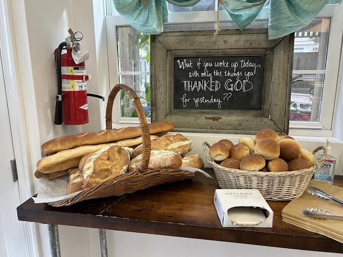 Pasqualini's Bakery Picture 10
