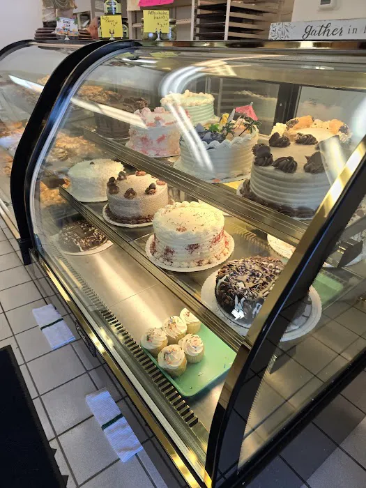 Pasqualini's Bakery Picture 1