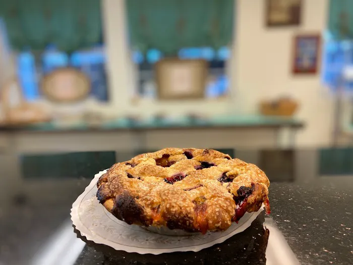 Pasqualini's Bakery Picture 2