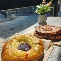 Kneads Bakeshop & Café ico