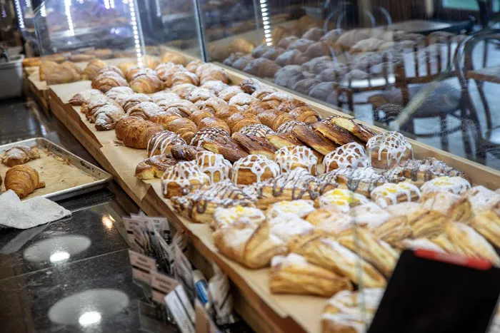 Roggenart European Bakery, Bistro & Cafe Picture 7