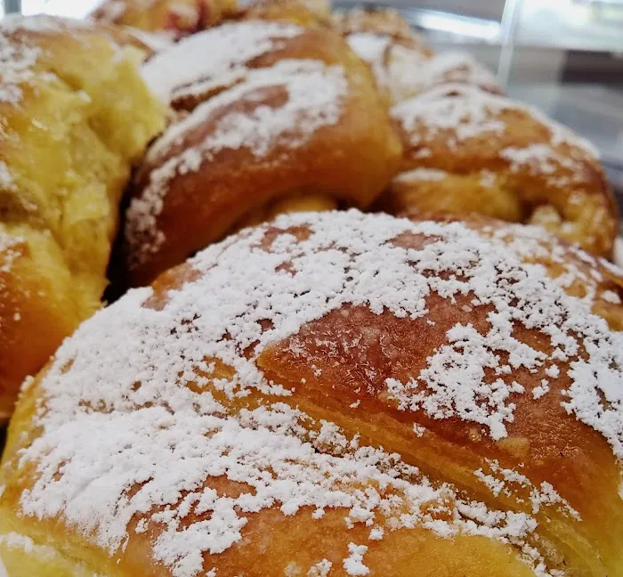 Sion's Bakery Picture 2