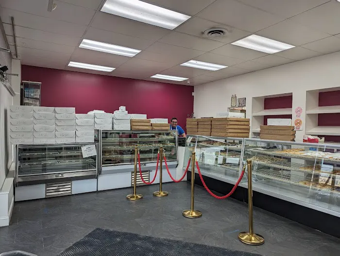Sion's Bakery Picture 10