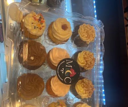 Midnite Confections Cupcakery