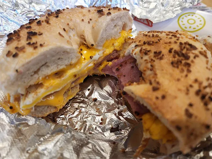 THB Bagelry & Deli of Owings Mills Picture 4