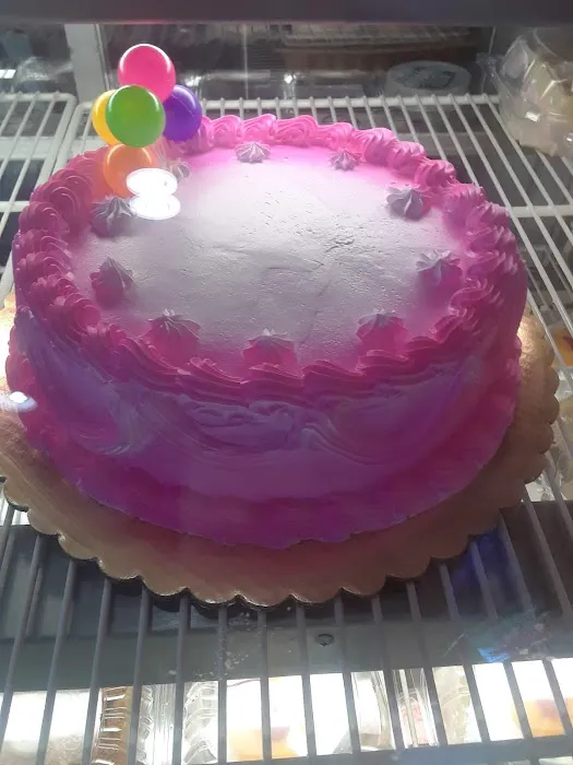 Cake Pointe Bakery Picture 4