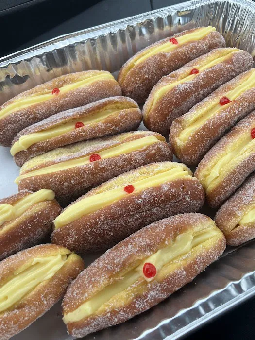 Cake Pointe Bakery Picture 9