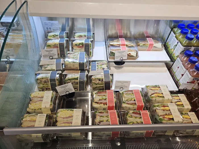 Tous Les Jours Bakery & Cafe Picture 4