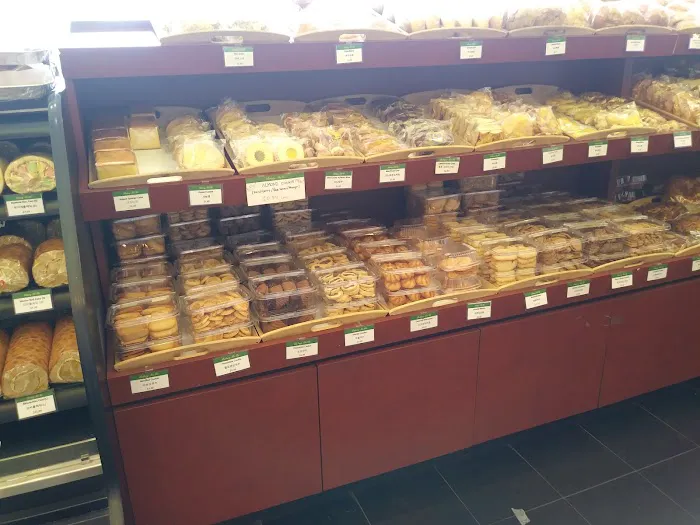 Mo Mo Bakery Picture 1