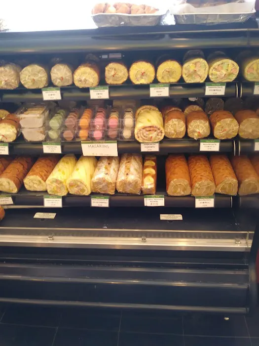 Mo Mo Bakery Picture 5