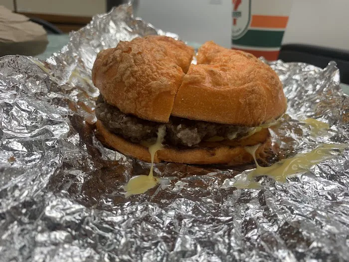 Sam's Bagels Picture 3