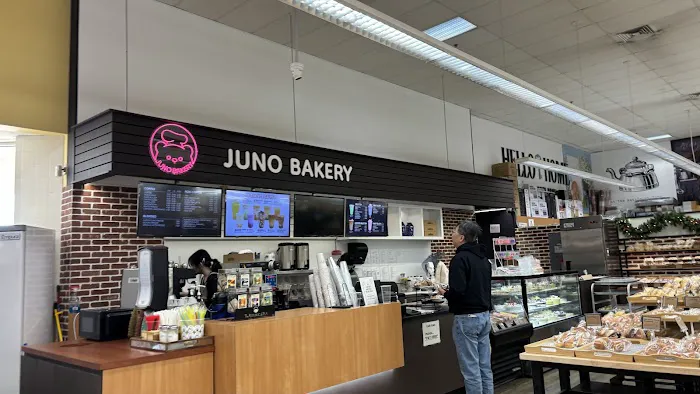 Juno Cafe and Bakery Picture 1