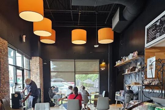 Roggenart European Bakery, Bistro & Cafe