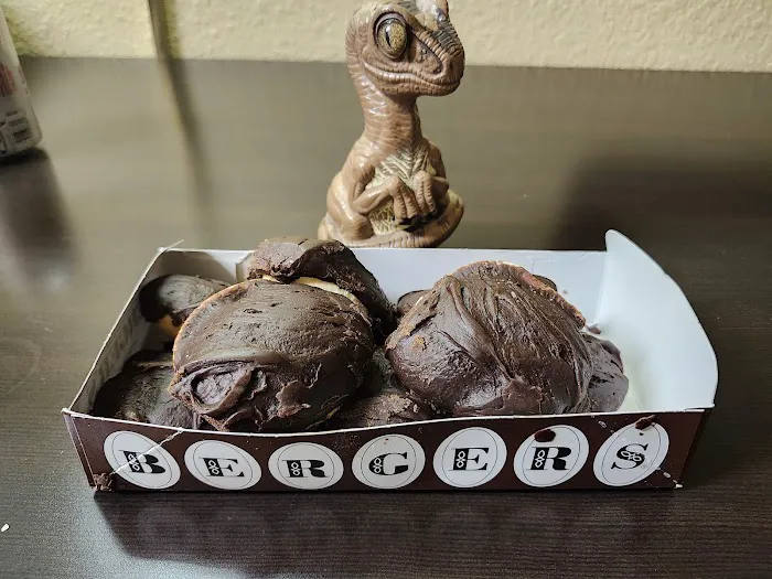 Berger's Cakes & Cookies Picture 3